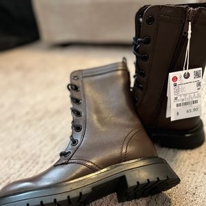 Kids Size 1 Boots